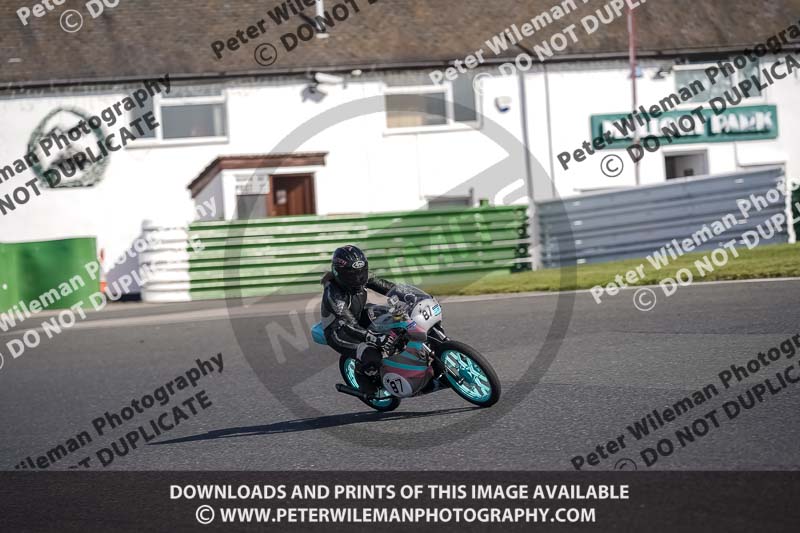 enduro digital images;event digital images;eventdigitalimages;mallory park;mallory park photographs;mallory park trackday;mallory park trackday photographs;no limits trackdays;peter wileman photography;racing digital images;trackday digital images;trackday photos